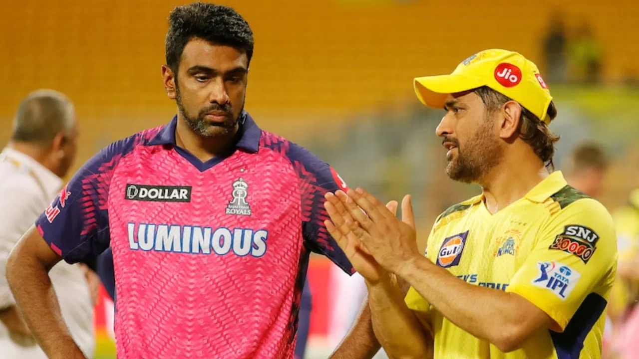 Ravichandran Ashwin and MS Dhoni