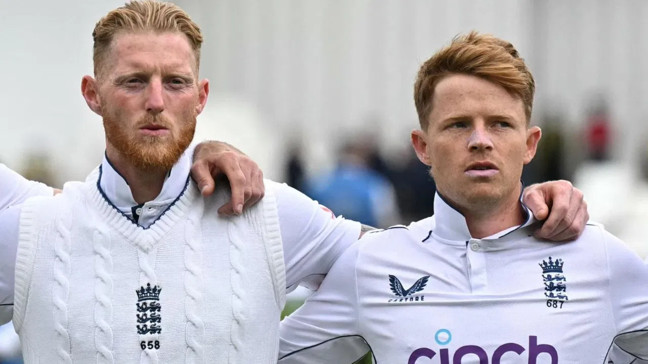 Ben Stokes and Ollie Pope of England