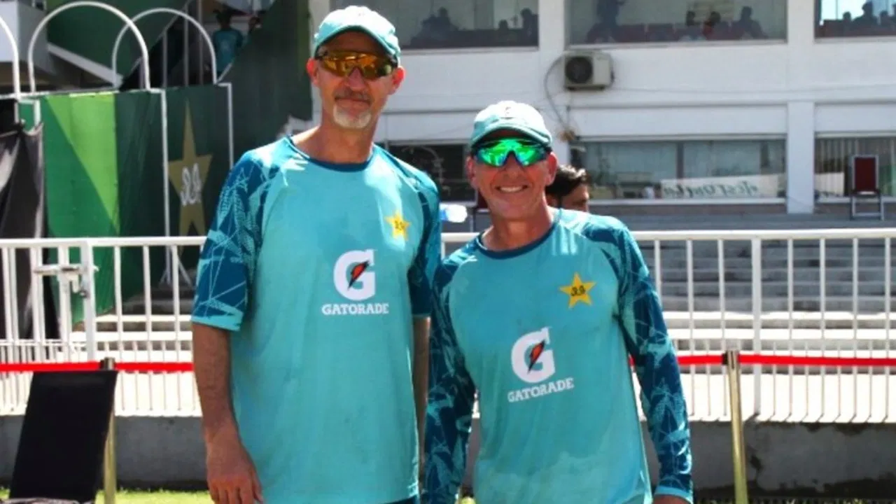 Jason Gillespie and Tim Nielsen