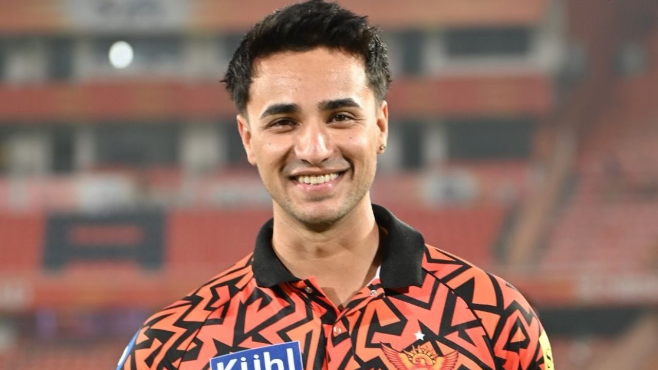 KKR Vs SRH: Abhishek Sharma Pleads CSK Fans To Cheer For Hyderabad In ...