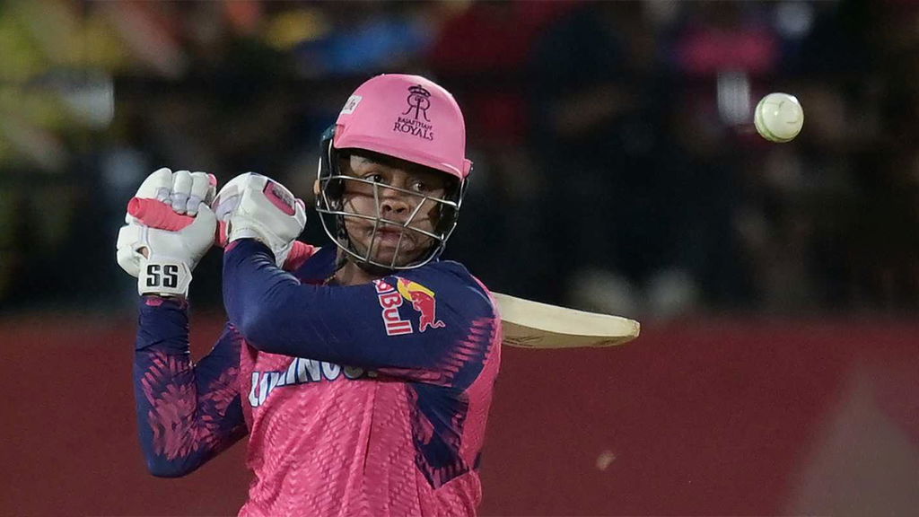 Shimron Hetmyer Smashed The Ball Around