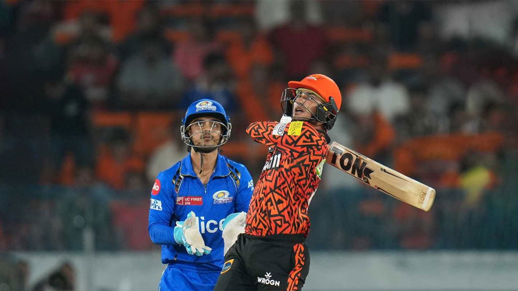 Travis Head Looks OnGAbhishek Sharma Was Not Afraid To Take On Piyush Chawlaerald Coetzee Was Jubilant After Ending Travis Head's Dangerous Innings After Being Dismissed By Gerald Coetzee