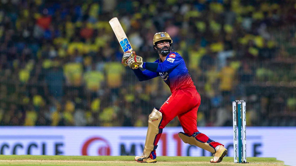Dinesh Karthik Worked Past The Rust To Give RCB A Big Finish