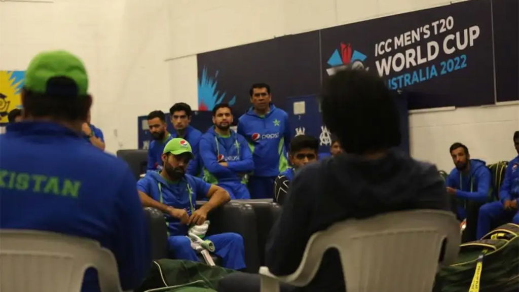 The Pakistan Players Are All Attention As Ramiz Raja Speaks To Them Ahead Of The Final