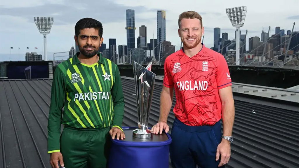 Jos Buttler And Babar Azam Pose With The Trophy On The Eve Of The Final