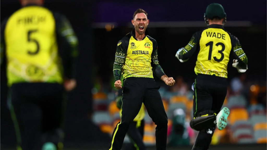 Glenn Maxwell Celebrates After Dismissing Paul Stirling
