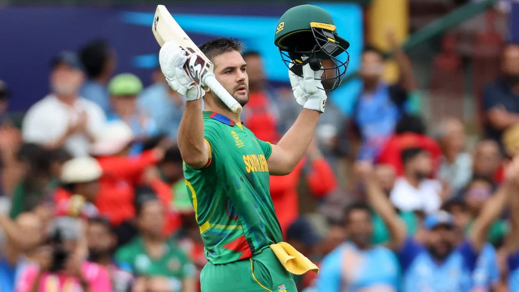 Rilee Rossouw Fell After Scoring A 56 Ball 109