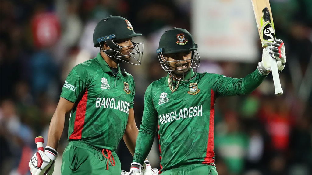 Litton Das Raises His Bat After He Brought Up A 21 Ball Fifty