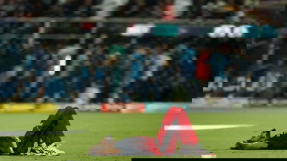 A crestfallen Mohammed Siraj after RCB's defeat