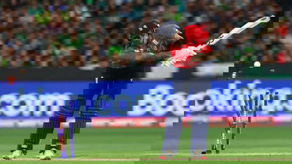 Alex Hales was castled by a Shaheen Shah Afridi inswinger