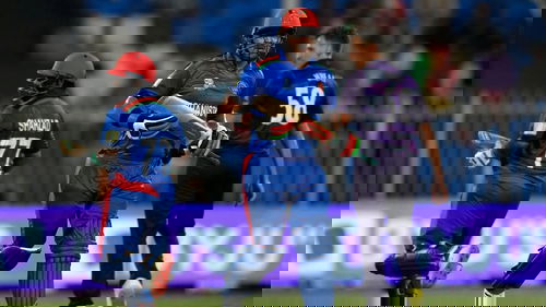 Mohammad Shahzad and Hazratullah Zazai steal a single