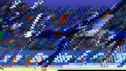 Nicol Loftie Eaton and Zane Green successfully appeal for the wicket of Rahmanullah Gurbaz