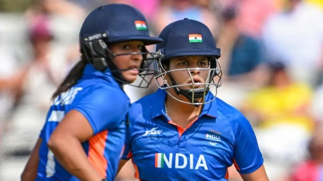 Harmanpreet Kaur and Shafali Varma