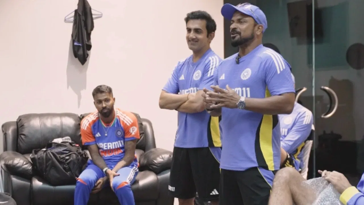 Washington Sundar, T Dilip, Hardik Pandya and Riyan Parag