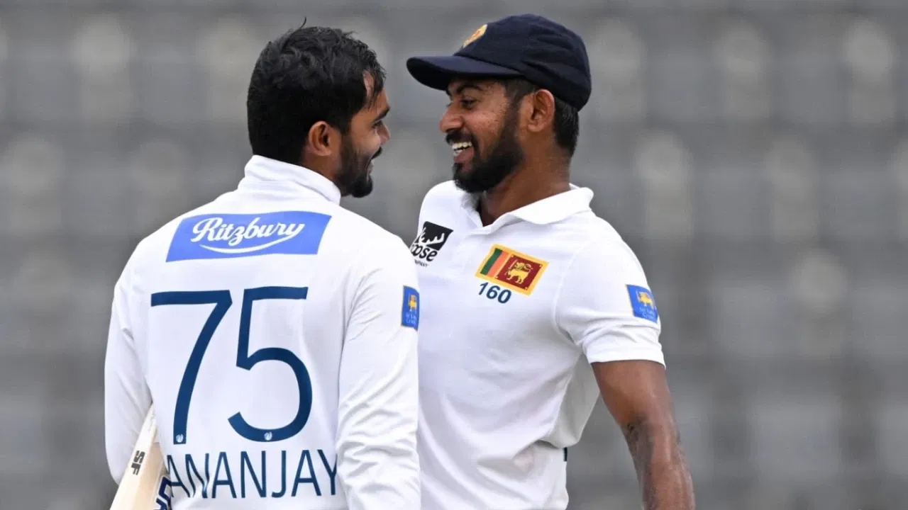 Dhananjaya de Silva and Kamindu Mendis