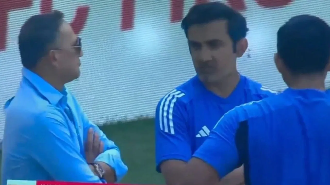 Gautam Gambhir And Ajit Agarkar Animated Chat