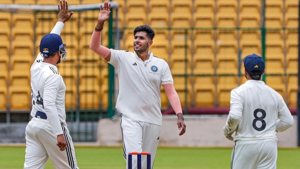 Harshit Rana Celebrates With Teammates