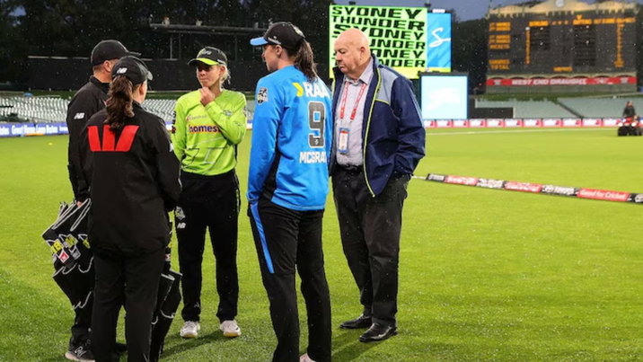 Adelaide Strikers And Sydney Thunder