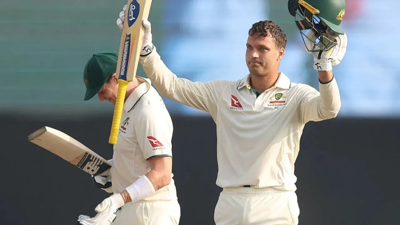 Alex Carey Celebrates His Second Test Century