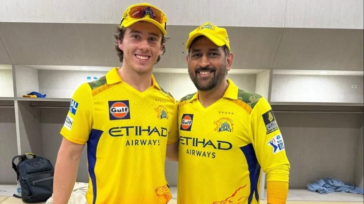 Dewald Brevis MS Dhoni