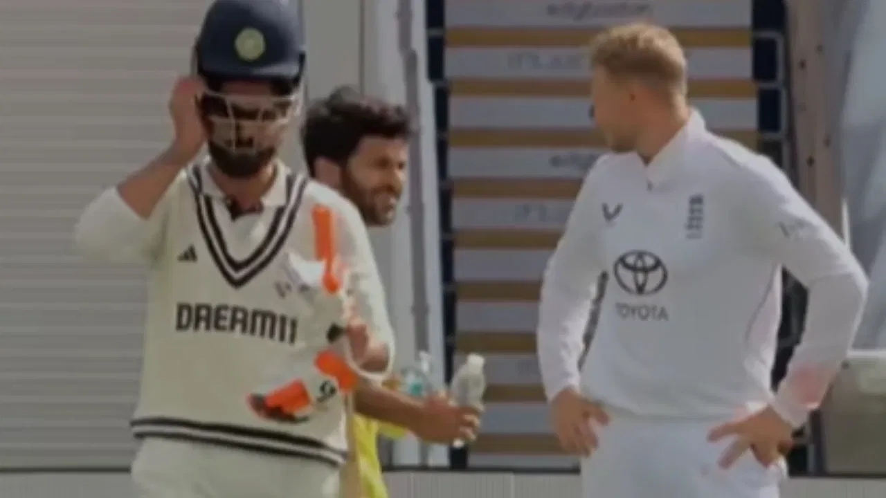Watch- Shardul Thakur offers Joe Root Indias drinks; England legend blocks him on the field
