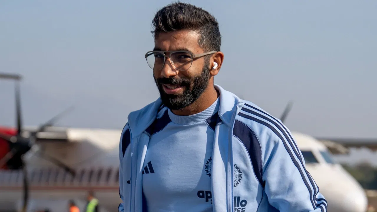 Former England captain compares Jasprit Bumrah with a machine