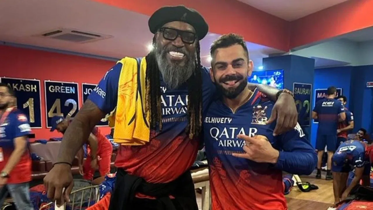 Chris Gayle and Virat Kohli