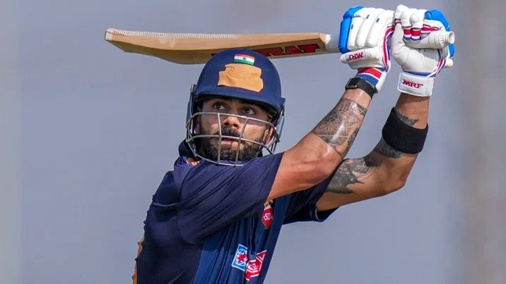 Virat Kohli in action for Delhi