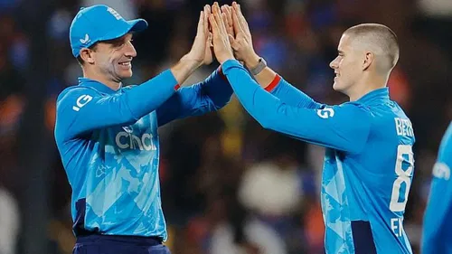 Jacob Bethell with Jos Buttler