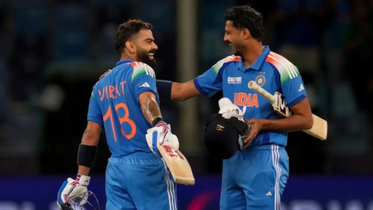 Virat Kohli and Axar Patel