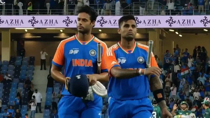 India Suryakumar Yadav Avoid Handshake With Pakistan In Asia Cup 2025