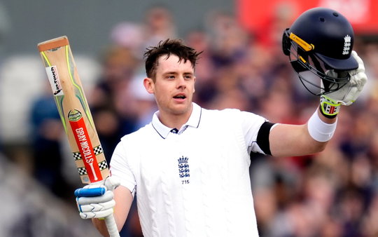 Jamie Smith 1000 Runs