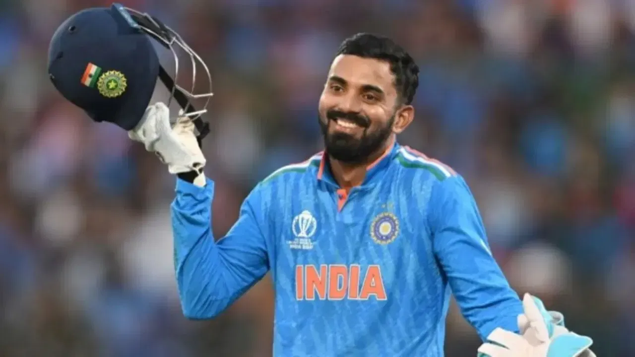 KL Rahul 12