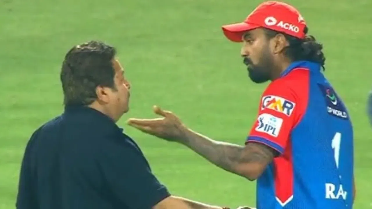 KL Rahul And Rajeev Shukla