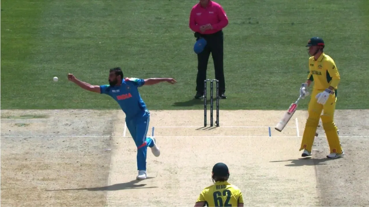 Mohammed Shami Drops Travis Head