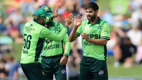 Pakistan Players Celebrate A Wicket In 1st ODI