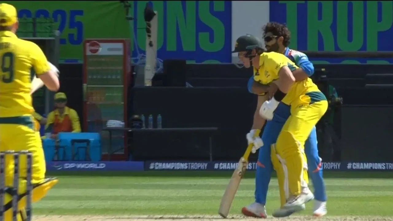 Ravindra Jadeja Grabs Marnus Labuschagne Hilariously