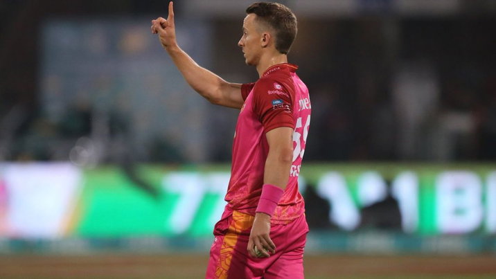 Tom Curran