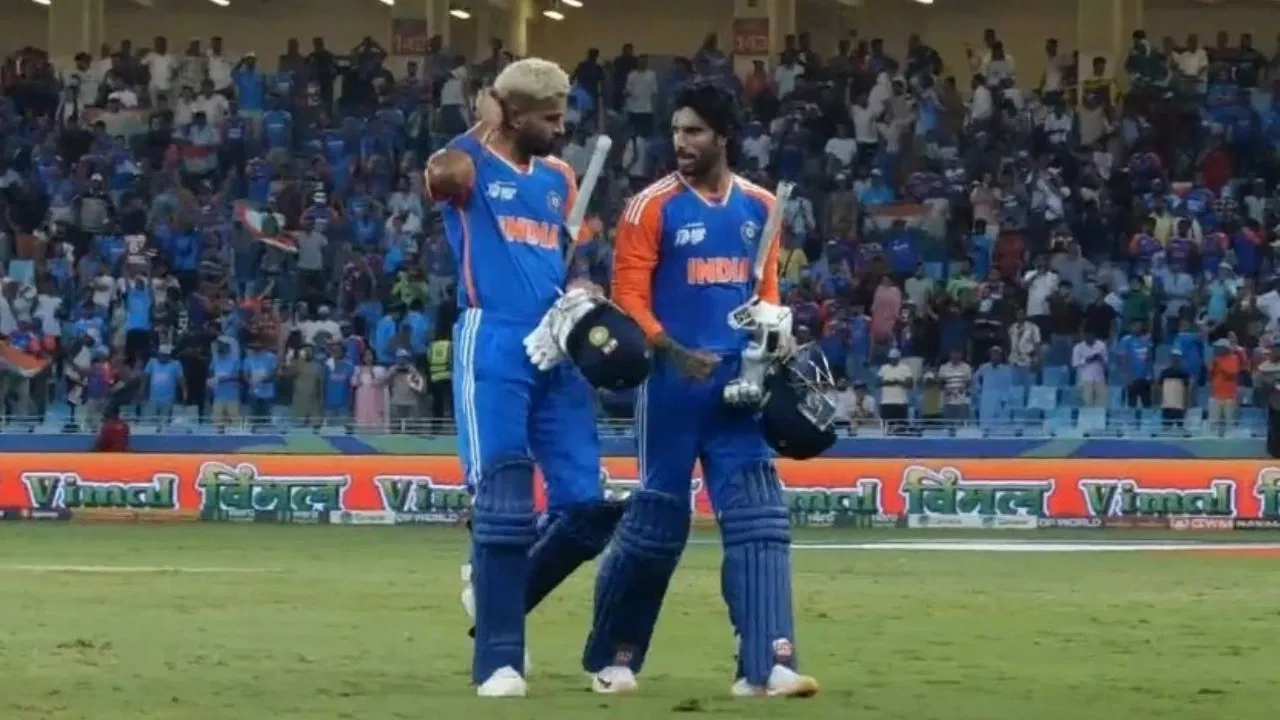 Watch India Deliver Final Insult Refuse Handshake After Crushing Pakistan In Asia Cup Clash