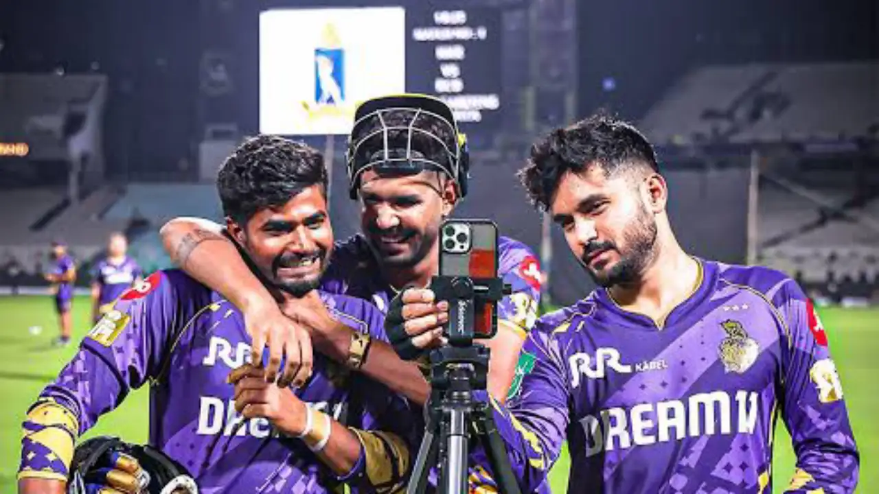 Manish Pandey and Anukul Roy recreate Pakistan&rsquo;s viral drop moment in IPL 2026