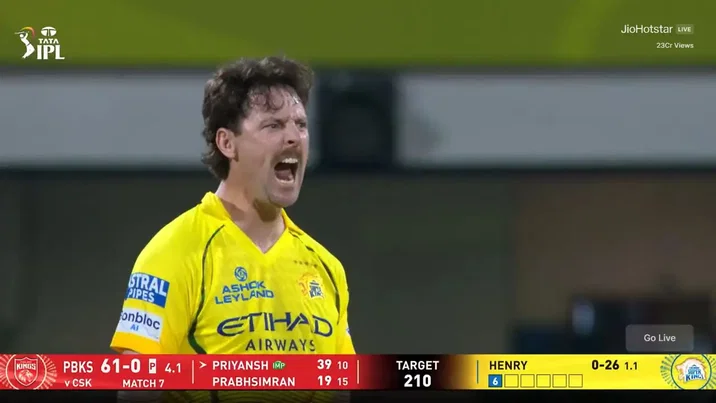Matt Henry CSK