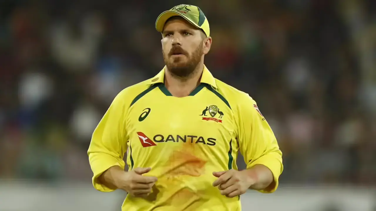 &ldquo;Release&rdquo; - Aaron Finch gives blunt verdict on Ruturaj Gaikwad and Cameron Green amid IPL 2026