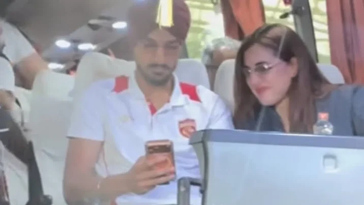 Arshdeep Singh With Samreen Kaur