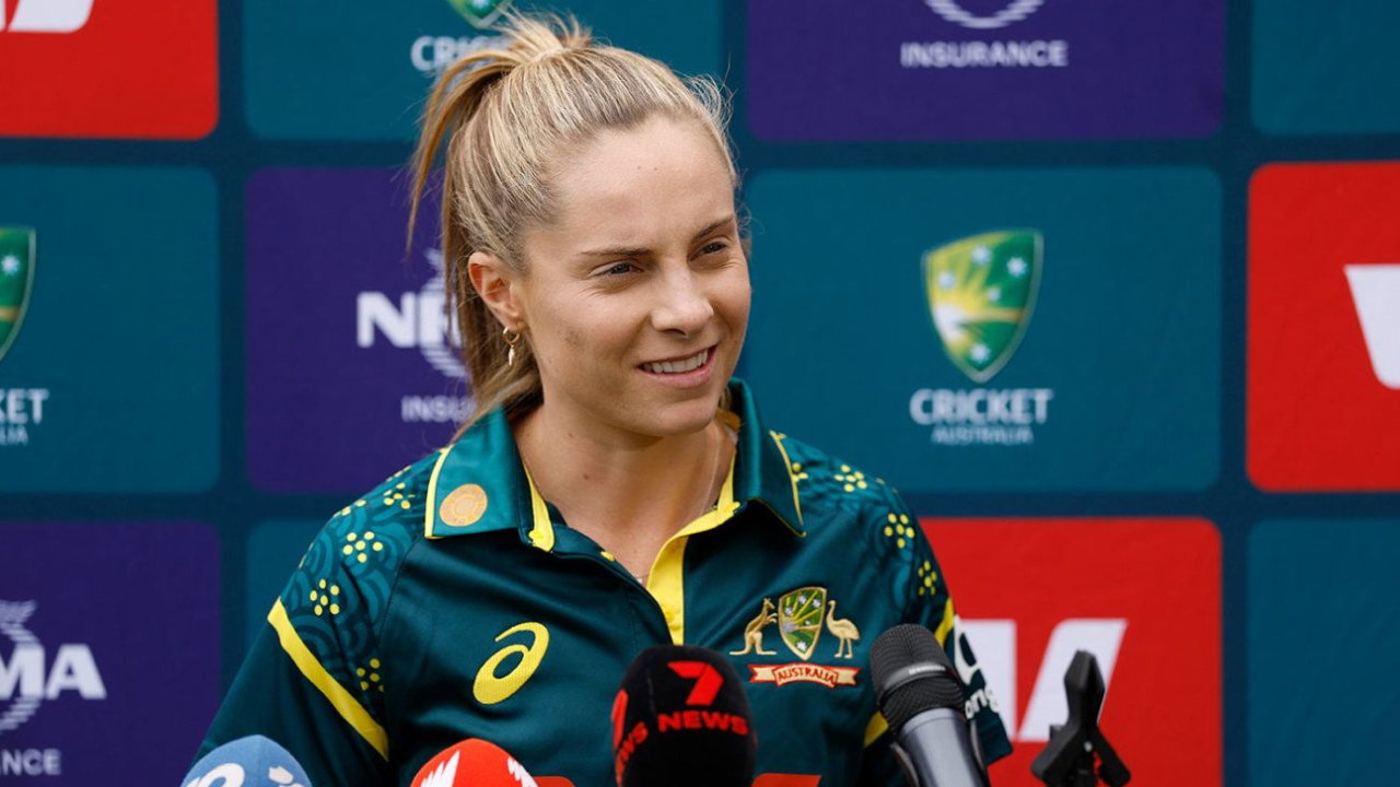 Sophie Molineux breaks silence on Ash Gardner and Georgia Voll&rsquo;s relationship