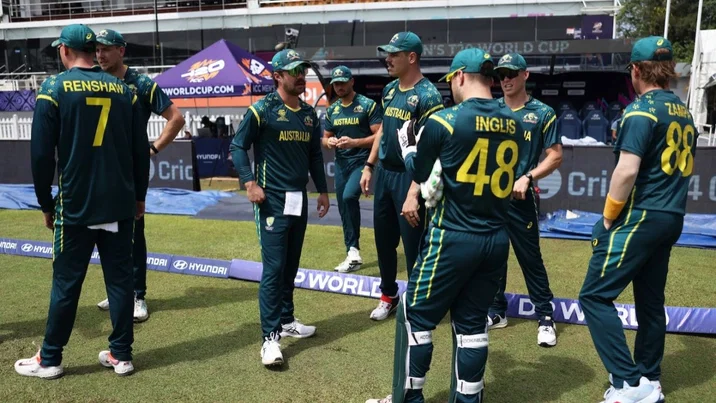 Travis Head slams Australia batters