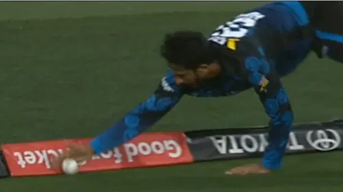 Hasan Ali error in BBL