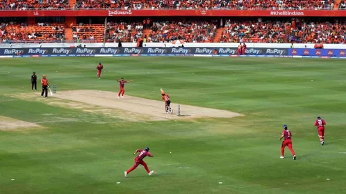 SRH hit historic low after humiliating 35/4 in 10 overs vs LSG in IPL 2026