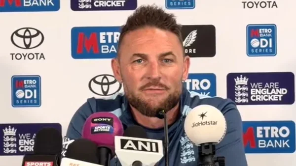 Brendon McCullum apologised to England fans