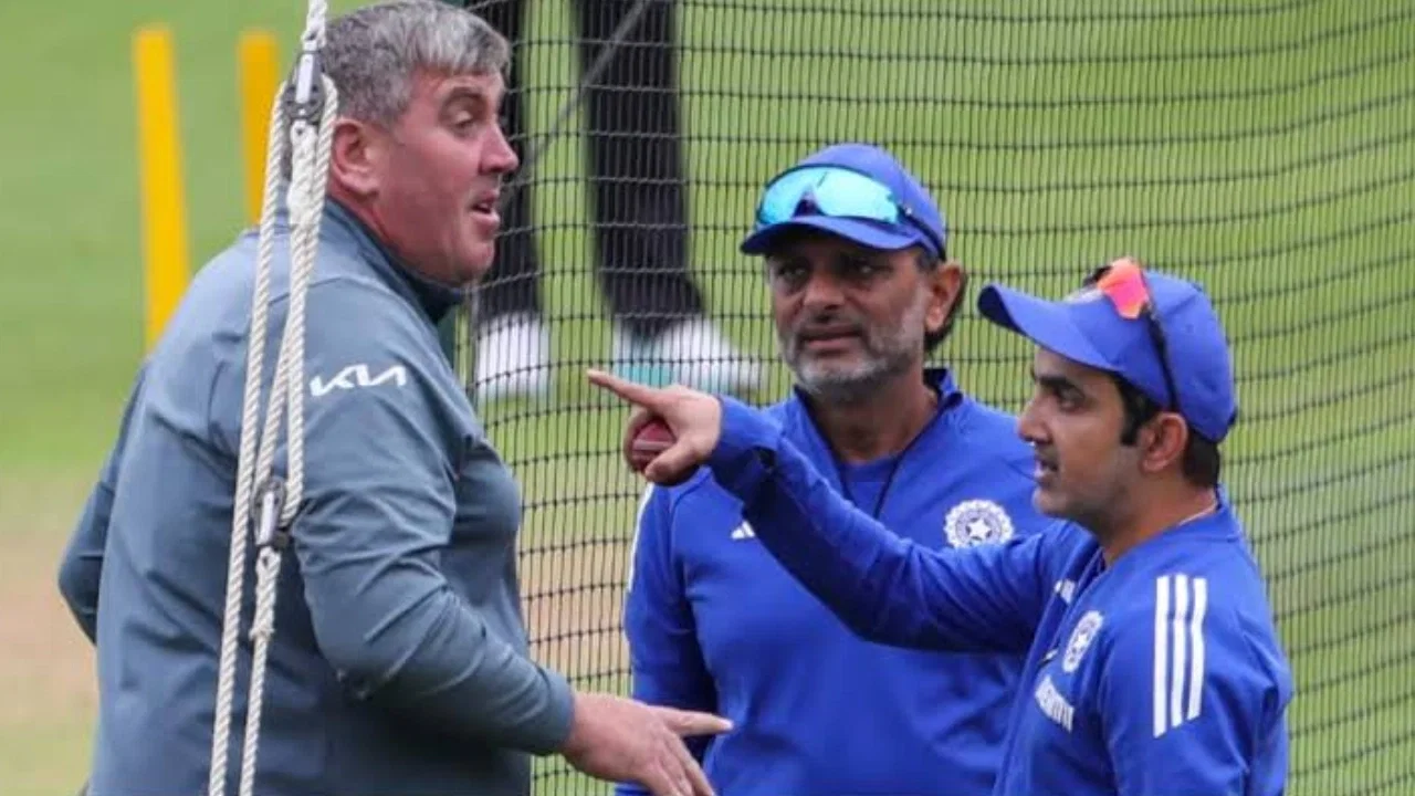 Lee Fortis, who had dispute with Gautam Gambhir, loses his job