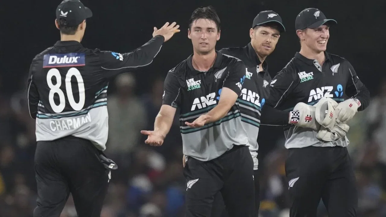 New Zealand lose 2 key players to injury ahead of India T20Is New Zealand lose 2 key players to injury ahead of India T20Is